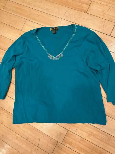 Photo of free Mirasol Woman’s Top (Brooklyn Storage) #1