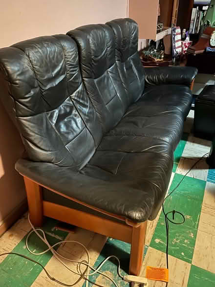 Photo of free Black Leather Couch (Rutgers Village, New Brunswick) #2