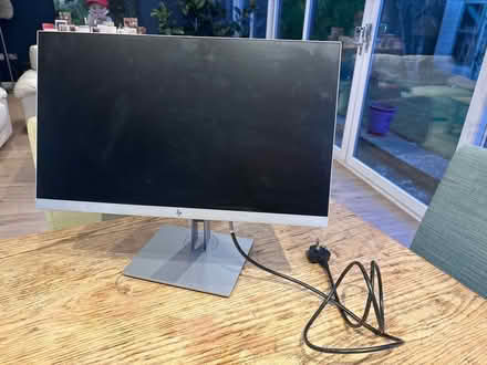 Photo of free HP Monitor (Kenilworth CV8) #1