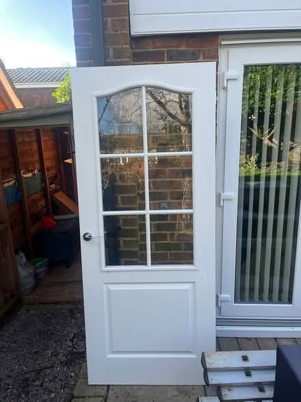 Photo of free Door with windows as seen (Stevenage SG1) #1