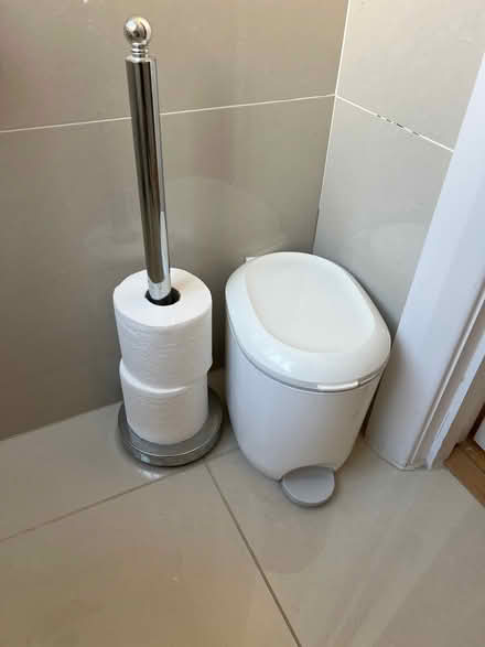 Photo of free Toilet roll holder and small bin (St John’s Wood NW8) #1