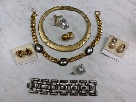 Photo of free Quality Women's Fashion Jewelry (East Gwillimbury) #1