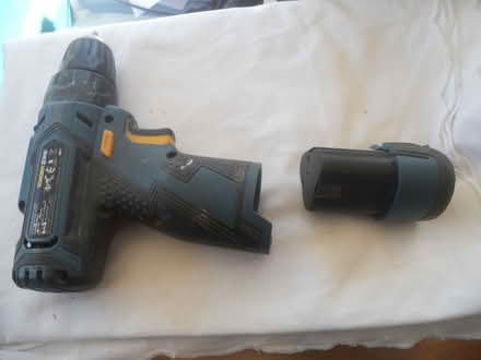 Photo of free battery screwdriver (Abbeycwmhir LD1) #1