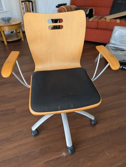 Photo of free Office chair (Medbourne MK5) #1