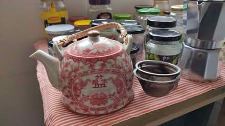 Photo of free Tea pot with strainers (Denmark Hill) #1