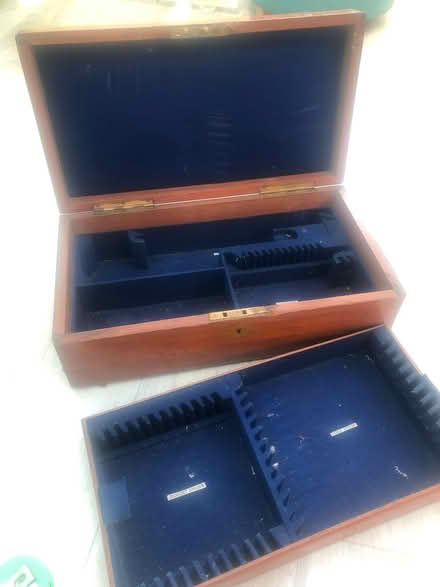 Photo of free old wooden box ? play/storage (Hempstead) #4