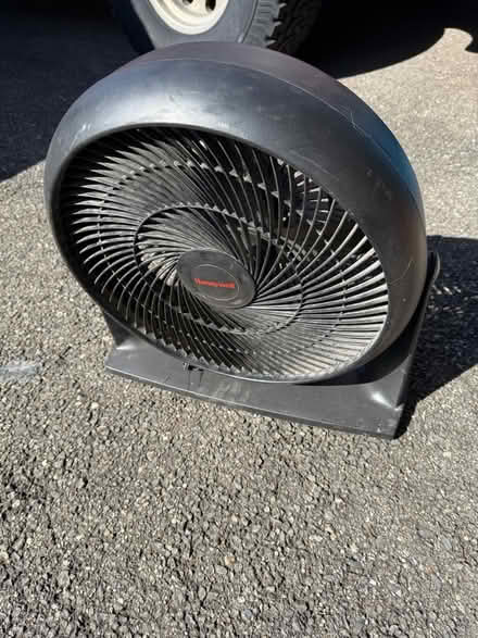 Photo of free Cooling Fan (Mount Vernon, VA) #2