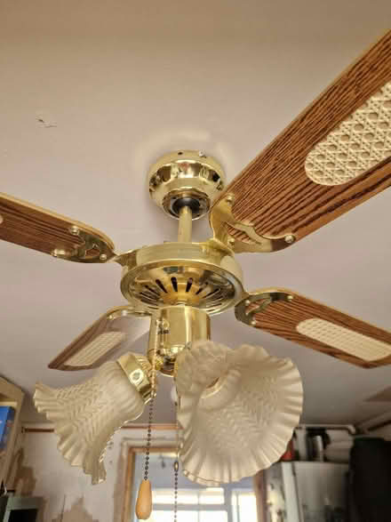 Photo of free Ceiling fan/light (Whitnash CV31 2) #2