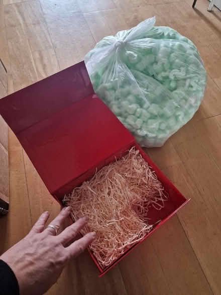 Photo of free Bag of packing chips and box (Ilford IG1) #2