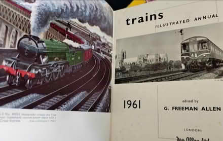 Photo of free Trains Ilustrated Annual 1961 (South Kensington station. SW3) #4