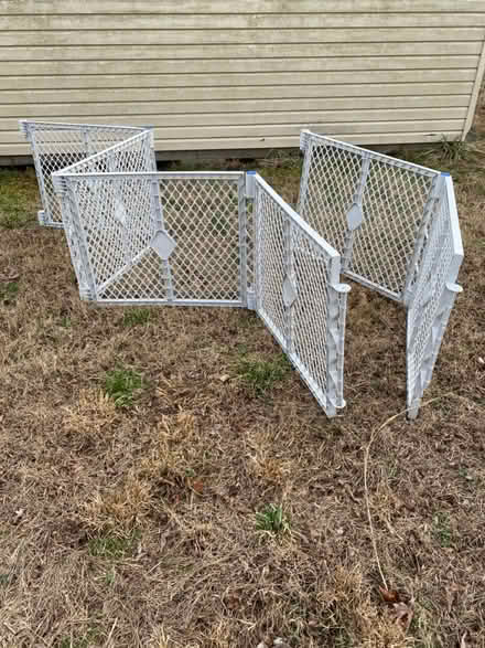 Photo of free 6-panel yard gate (Varina) #1