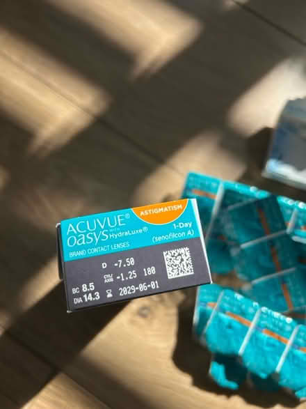 Photo of free Acuvue Oasys astigmatism contacts (SE16) #1