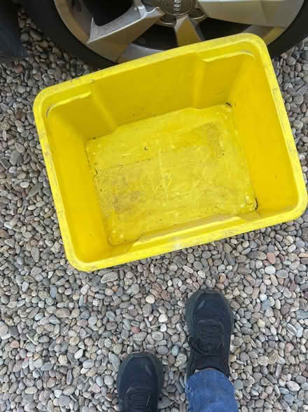 Photo of free Yellow box (Isleworth TW7) #2