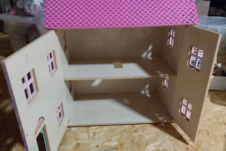 Photo of free Dolls house and furniture (Ballincollig) #2