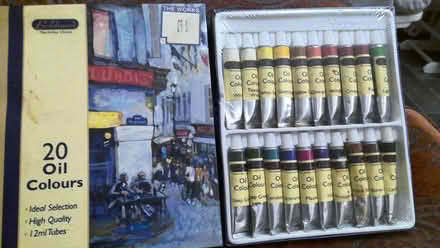 Photo of free Oil paints (Chatham ME5) #1
