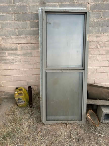 Photo of free Double hung window (near 19th & Craycroft) #1