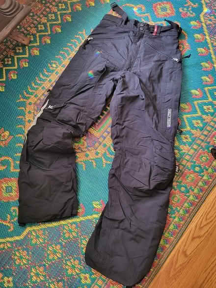 Photo of free Womens siize sm ski/snowboard pants (n. oakland) #1