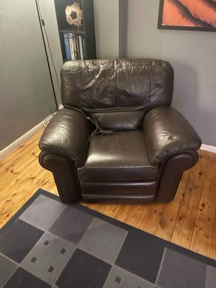 Photo of free Lazy boy reclining arm chair (Calne SN11) #1