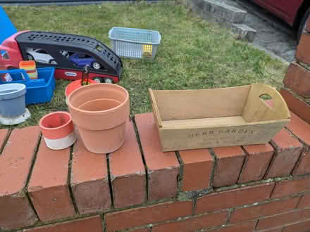 Photo of free garden and toy items (Lea preston) #1