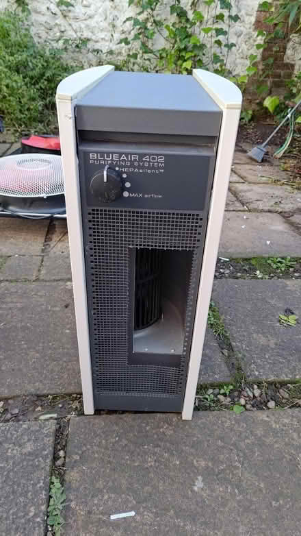 Photo of free Blueair 402 air purifier (BN3 hove) #1
