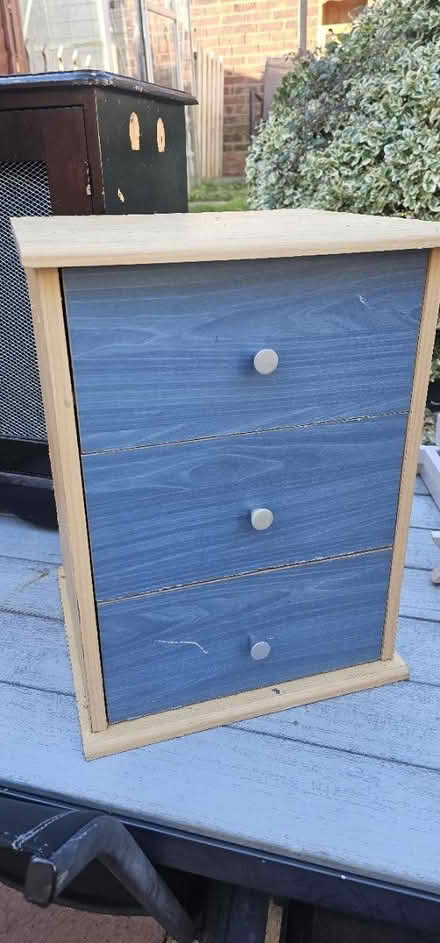 Photo of free Drawers and cabinet (Stonebridge BA11) #4