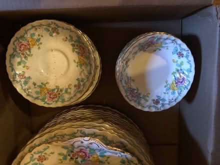 Photo of free Cheerful China set (Mount pleasant) #3