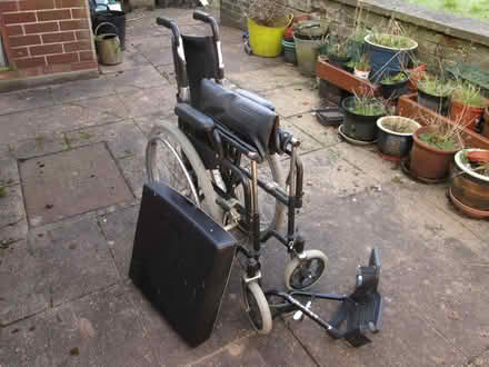 Photo of free wheelchair (Royal Leamington Spa CV32) #2