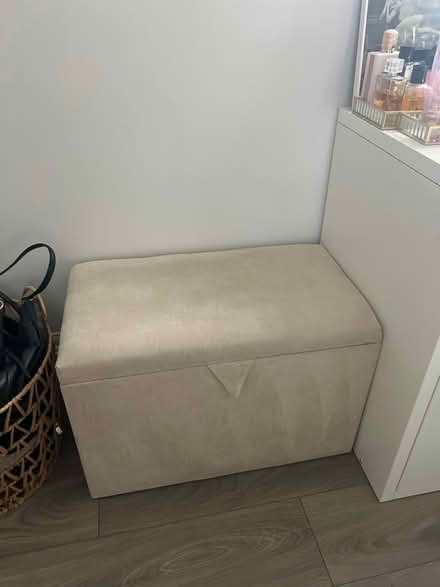 Photo of free Cream ottoman (N12 north finchley) #1