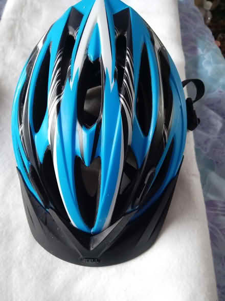 Photo of free child's bike safety helmet (Nottingham NG5) #1