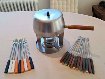 Photo of free Fondue set and forks (Ferndown BH22) #1