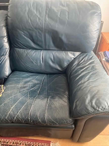 Photo of free Leather reclining sofa (Raynes Park (SW20)) #2