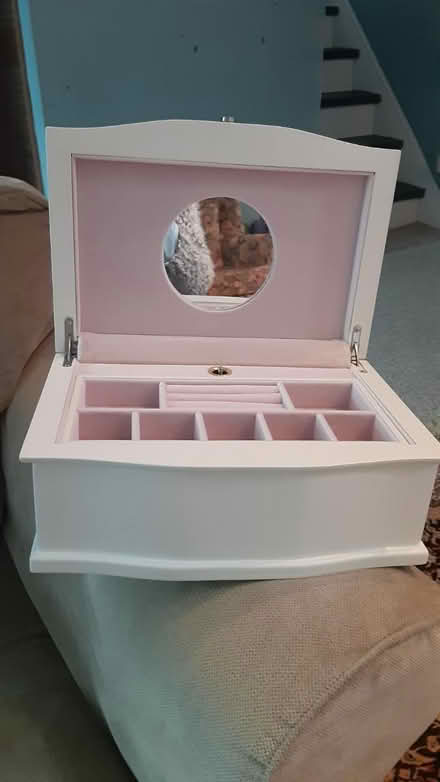 Photo of free Jewelry box (Southdown and Truscott) #2