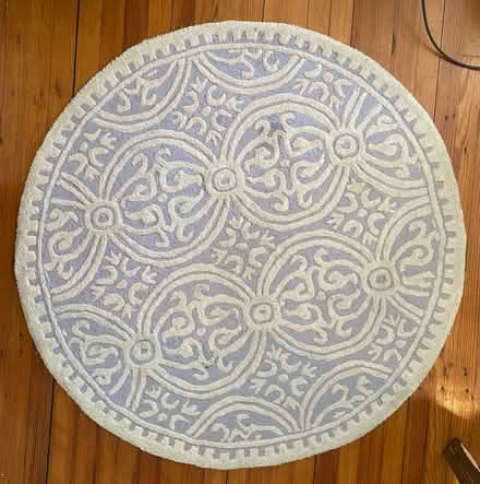 Photo of free 48” round rug (Saratoga springs west side) #1