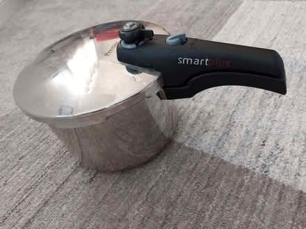 Photo of free Prestige smartplus pressure cooker (Humphrey's End GL6) #2