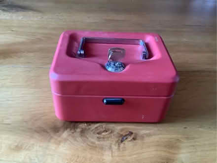 Photo of free Small cash lock box (Southwark SE1) #1