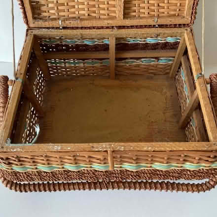 Photo of free Vintage Wicker Basket (White Plains) #4