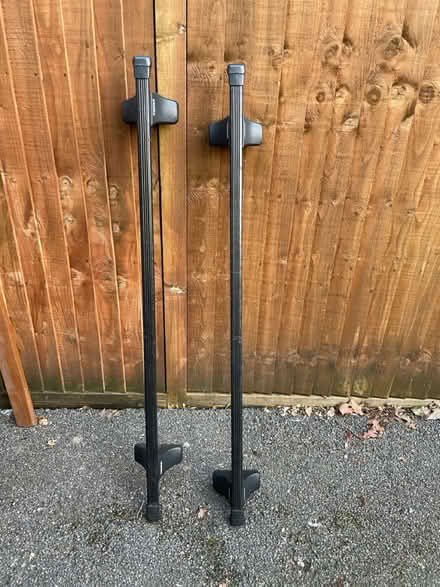 Photo of free Thule roof rack bars (Kempshott RG22) #1