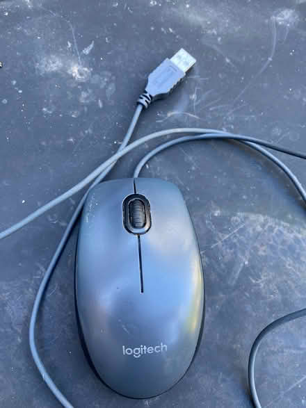 Photo of free USB mouse (Totterdown BS3) #1