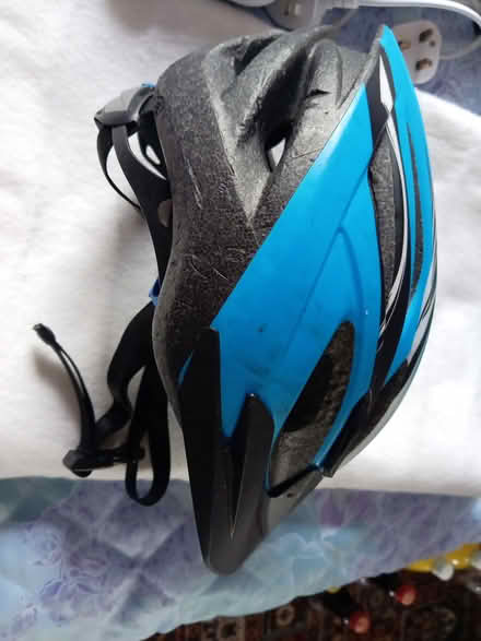 Photo of free child's bike safety helmet (Nottingham NG5) #2