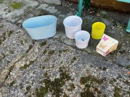 Photo of free Flower pots (Lindfield RH16) #1