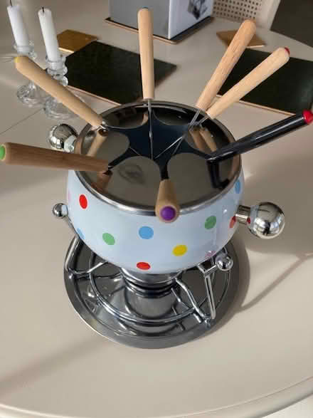 Photo of free Fondue set (Lochgelly KY5) #1