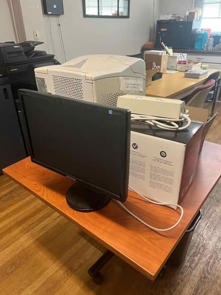 Photo of free Office Stuff (Ralston/Alameda de las Pulgas) #1