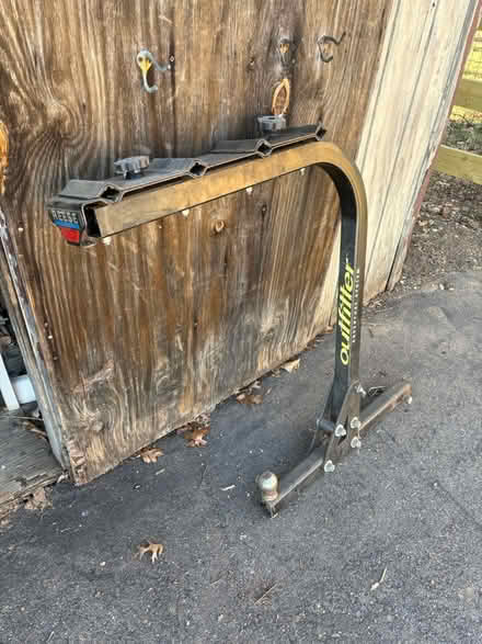 Photo of free Reese hitch mount bike rack (North gaithersburg) #1