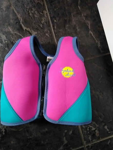 Photo of free Swimming vest / aid (Newbridge BA1) #1