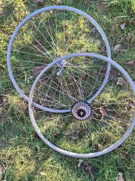 Photo of free 26" MTB Wheelset - 7 Speed (Rusthall TN3) #1