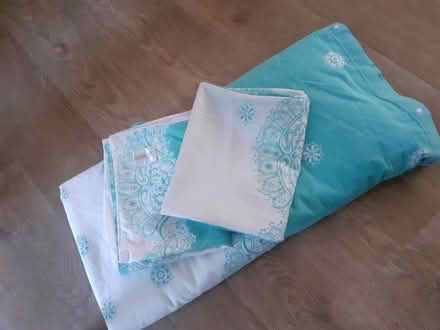 Photo of free King size duvet cover (B47) #1