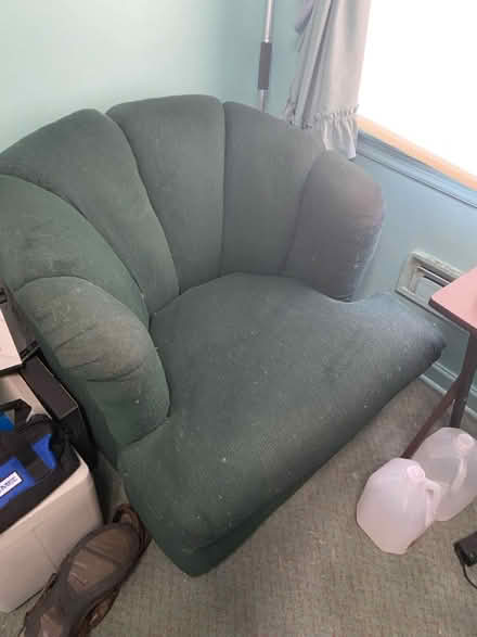 Photo of free Chair (Winchell) #1