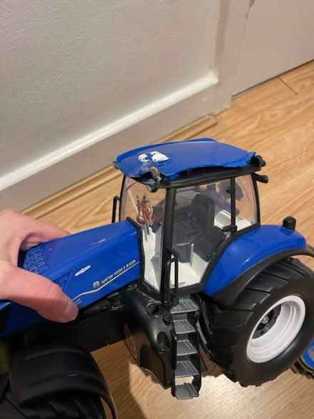 Photo of free Tractor remote toy (en1) #2