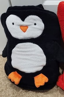 Photo of free Small-ish Penguin Blanket #1