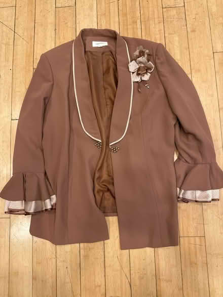 Photo of free Promise New York Woman’s 3Pc Suit (Brooklyn Storage) #1